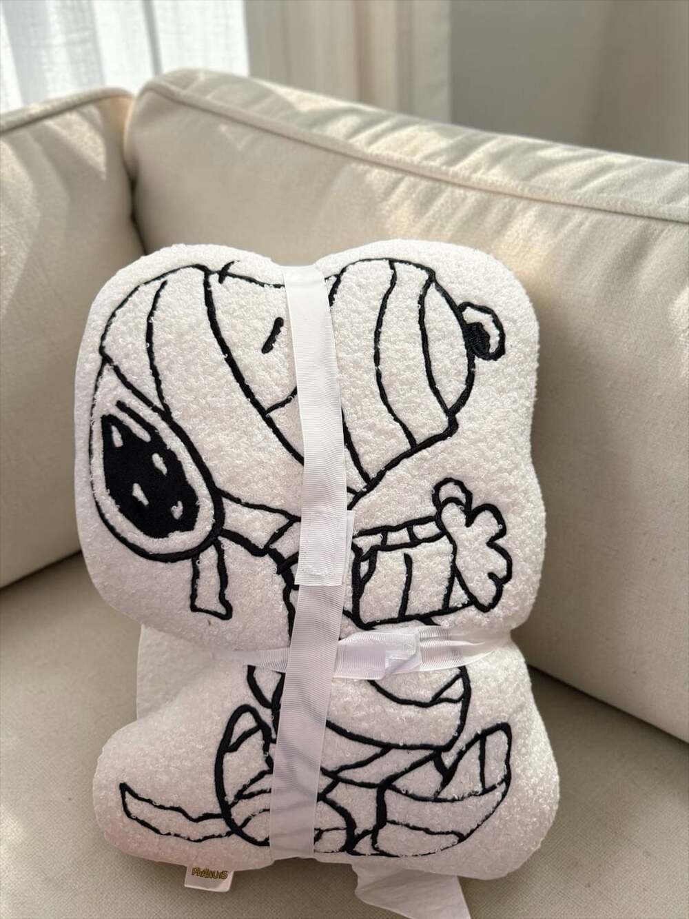 NWT SET 2 PEANUTS Snoopy & Woodstock Sherpa Pillows Halloween Mummy 14"x 17"